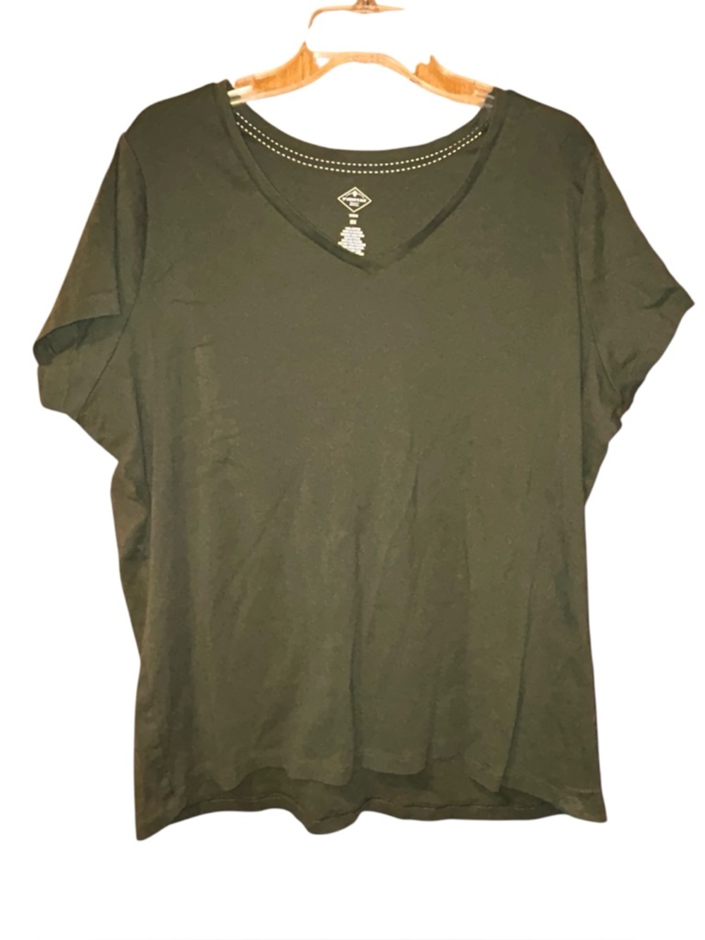 St John’s Bay Womens V Neck T Shirt 2X Green Short Sleeve Cotton